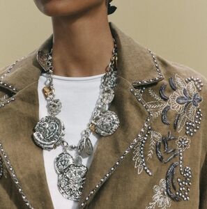 ZARA HEARTS AND MEDALLIONS NECKLACE